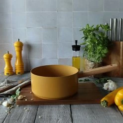 Casserole Ector Induction Aluminium Revêtu Manche En Bois 20 Cm Jaune -de Buyer Soldes Magasin 108004 2 1 Casserole Ector induction aluminium revetu manche en bois 20 cm jaune Ogo