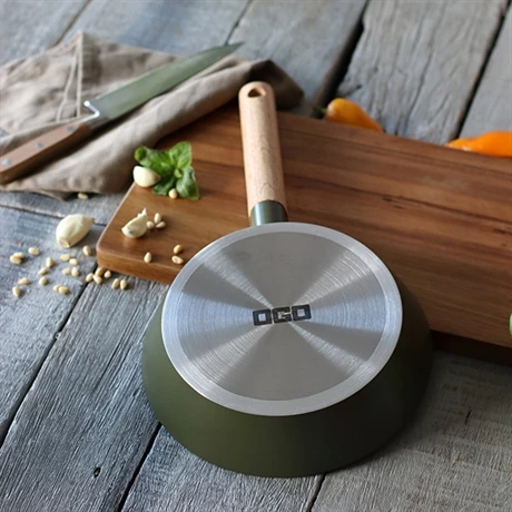 Poêle Ector Induction Aluminium Revêtu Manche En Bois 20 Cm Vert 4 Poêle Ector Induction Aluminium Revêtu Manche En Bois 20 Cm Vert – Image 2