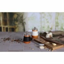 Moulin à Poivre En Bois Effet Cuir Noir -de Buyer Soldes Magasin 200029 3 1 Moulin a poivre en bois effet cuir noir Ogo