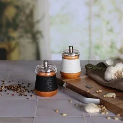 Moulin à Sel En Bois Effet Cuir Blanc -de Buyer Soldes Magasin 200030 2 1 Moulin a sel en bois effet cuir blanc Ogo