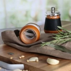 Moulin à Sel En Bois Effet Cuir Blanc -de Buyer Soldes Magasin 200030 3 1 Moulin a sel en bois effet cuir blanc Ogo