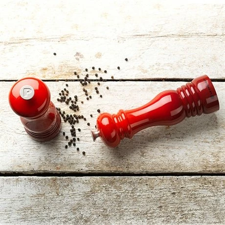 Le Creuset Lot De 2 Moulins à Sel Et à Poivre Cerise 4 Le Creuset Lot De 2 Moulins à Sel Et à Poivre Cerise – Image 2