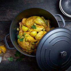 Cocotte Légère Ronde En Fonte D'aluminium 28 Cm 6,7 L Coloris Noir -de Buyer Soldes Magasin 203001 1 9 Cocotte legere ronde en fonte d aluminium 28 cm 6 7 L coloris noir Mathon