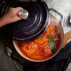 Cocotte En Fonte Ronde 28 Cm 5,6 L Noire -de Buyer Soldes Magasin 213283 1 2 Cocotte en fonte ronde 28 cm 5 6 L noire Mathon