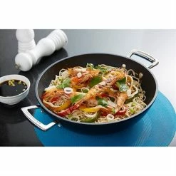 Le Creuset Wok Les Forgées 28 Cm 8 Le Creuset Wok Les Forgées 28 Cm -de Buyer Soldes Magasin 23803 1 4 Wok Les Forgees 28 cm Le Creuset