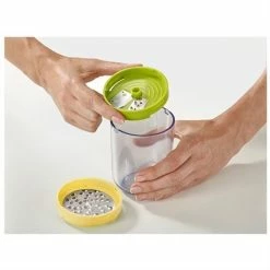 Joseph Joseph Coupe Légumes Spirale 3 En 1 Spiro 8 Joseph Joseph Coupe Légumes Spirale 3 En 1 Spiro -de Buyer Soldes Magasin 400108 2 1 Coupe legumes spirale 3 en 1 Spiro Joseph Joseph