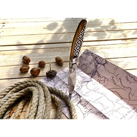 Couteau De Poche K2 Gravure Mosaïque 4 Couteau De Poche K2 Gravure Mosaïque – Image 2