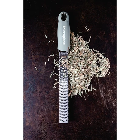 Microplane Zesteur Premium Classic Râpe Vert Sauge 5 Microplane Zesteur Premium Classic Râpe Vert Sauge – Image 3