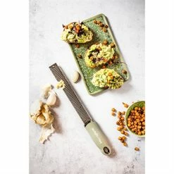 Microplane Zesteur Premium Classic Râpe Vert Sauge 9 Microplane Zesteur Premium Classic Râpe Vert Sauge -de Buyer Soldes Magasin 478030 3 1 Zesteur Premium Classic rape vert sauge Microplane