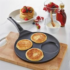 Lot Poêle 4 Pancakes Et Entonnoir à Piston -de Buyer Soldes Magasin 509129 1 1 Lot poele 4 pancakes et entonnoir a piston Mathon