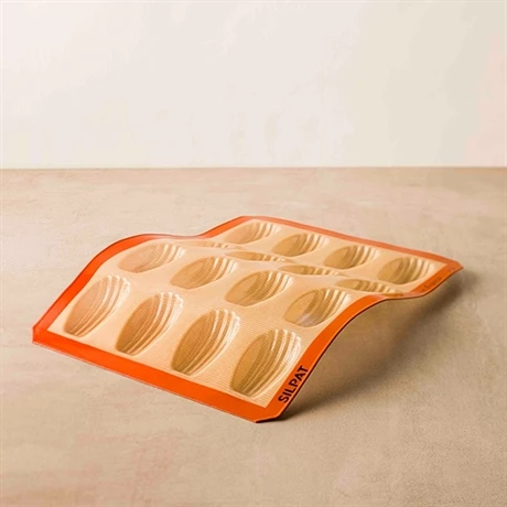 Plaque De 16 Empreintes Madeleines 5 Plaque De 16 Empreintes Madeleines – Image 3