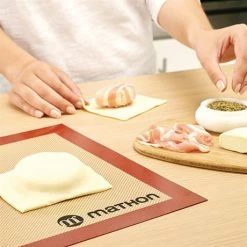 Lot Entonnoir à Piston Pro En Inox Et Tapis De Cuisson -de Buyer Soldes Magasin 519073 2 1 Lot Entonnoir a piston pro en inox et tapis de cuisson Mathon