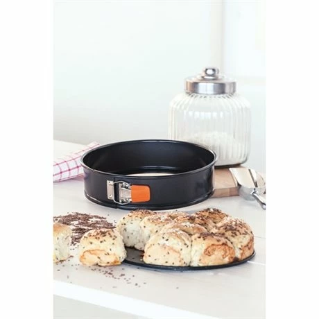 Le Creuset Moule à Manqué Rond Fond Amovible 26 Cm Pâtiliss 4 Le Creuset Moule à Manqué Rond Fond Amovible 26 Cm Pâtiliss – Image 2