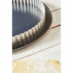 De Buyer Cercle à Tarte Perforé Cannelé Acier Inoxydable 24 Cm 8 De Buyer Cercle à Tarte Perforé Cannelé Acier Inoxydable 24 Cm -de Buyer Soldes Magasin 573028 2 2 Cercle a tarte perfore cannele acier inoxydable 24 cm De Buyer