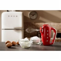 Smeg Batteur à Main 9 Vitesses 250 W HMF01RDEU Rouge 7 Smeg Batteur à Main 9 Vitesses 250 W HMF01RDEU Rouge -de Buyer Soldes Magasin 761065 2 1 Batteur a main 9 vitesses 250 W HMF01RDEU rouge Smeg