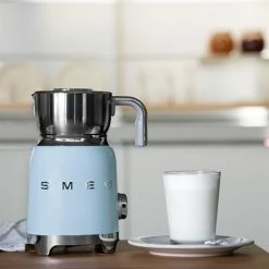 Smeg Chocolatière émulsionneur Bleu Azur 500 W MFF01PBEU -de Buyer Soldes Magasin 780233 4 1 Chocolatiere emulsionneur bleu azur 500 W MFF01PBEU Smeg